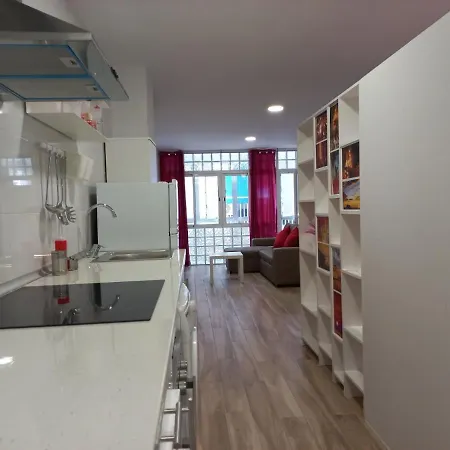 Apartment Bazan3 *